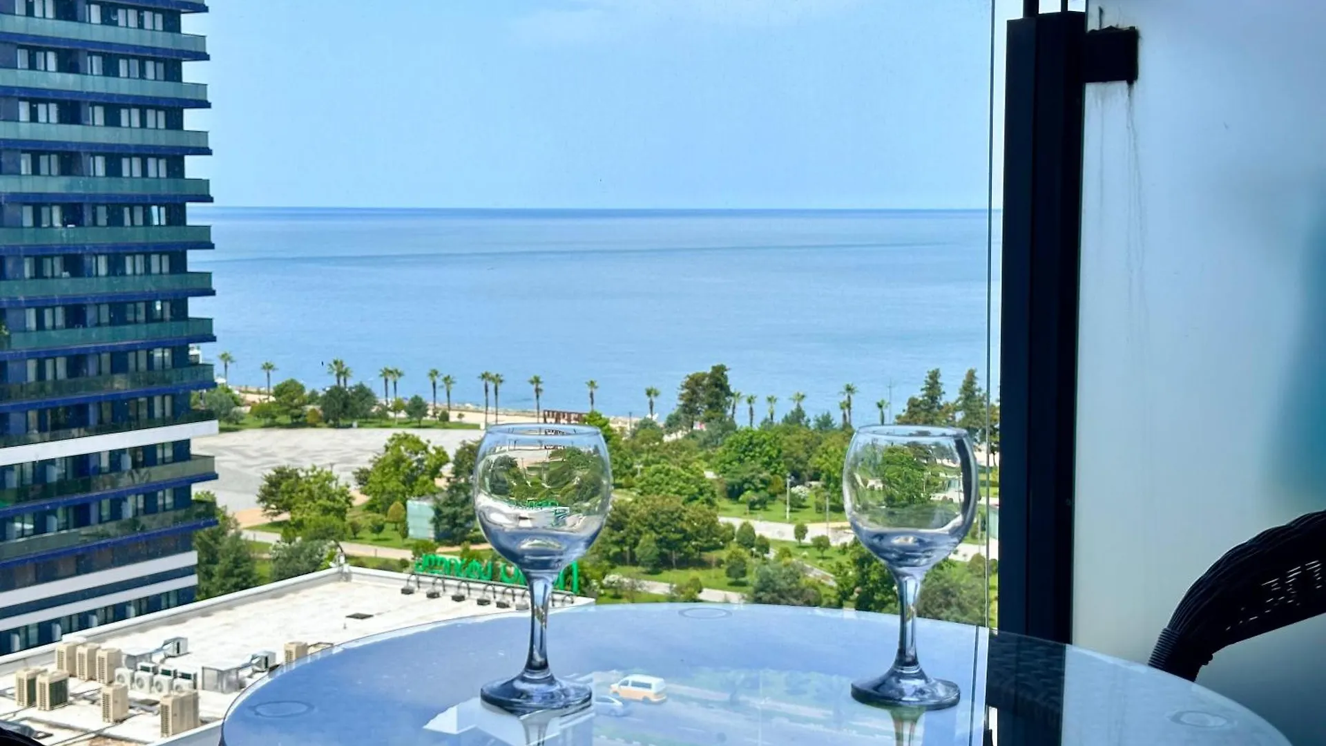 Batumi Boulevard Resort 0*,